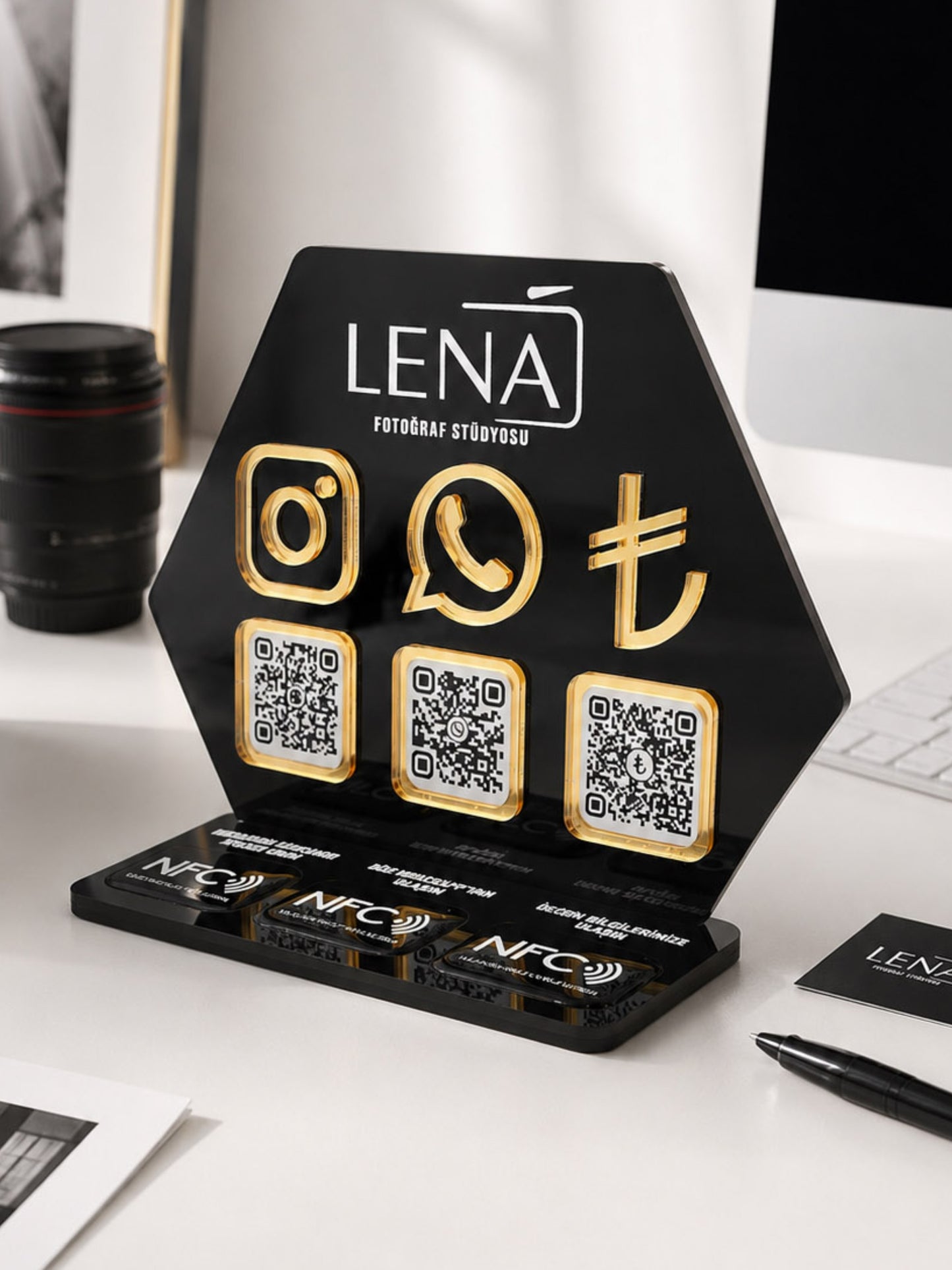 3 QR & NFC Özellikli Pleksi Stant - Petek