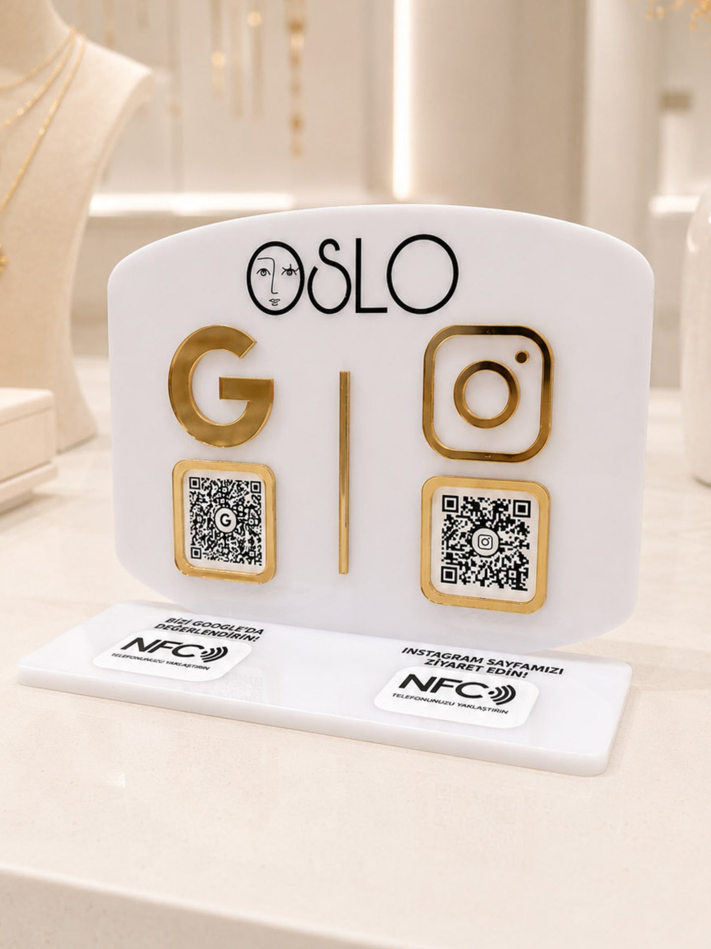 Çift QR & NFC Özellikli Pleksi Stant - Yatay Oval